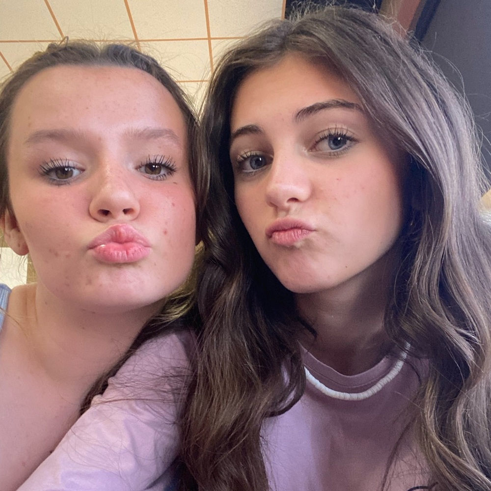 Meet your Posher, Brooke